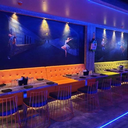 Hotel Virat Ambe Sports Club Ulhāsnagar Zewnętrze zdjęcie