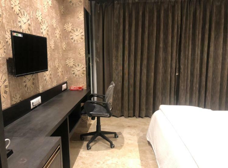 Hotel Virat Ambe Sports Club Ulhāsnagar Zewnętrze zdjęcie