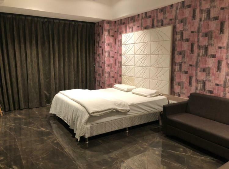 Hotel Virat Ambe Sports Club Ulhāsnagar Zewnętrze zdjęcie